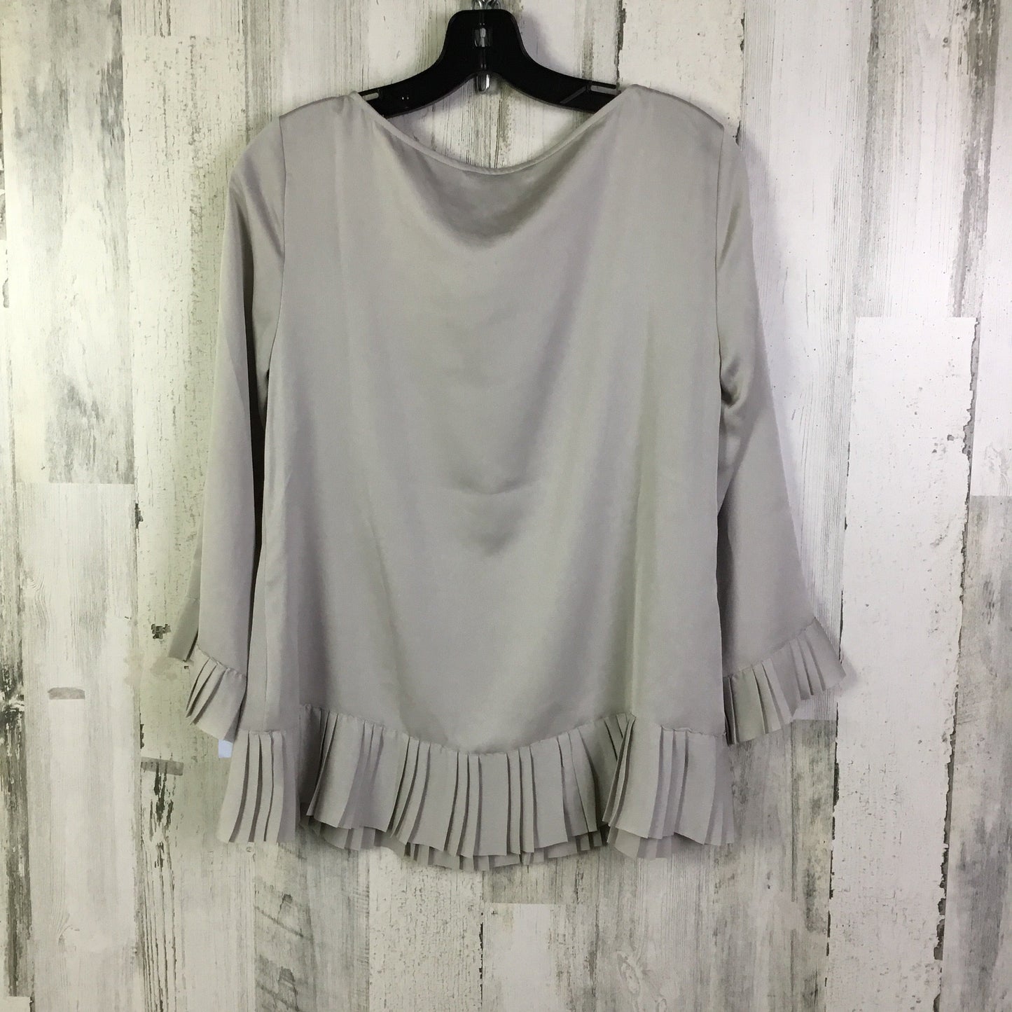 Blouse 3/4 Sleeve By Banana Republic In Silver, Size: S