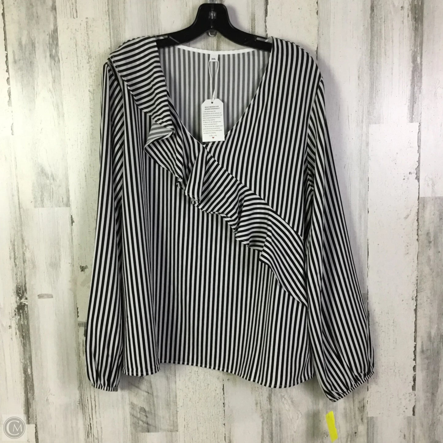Top Long Sleeve By Clothes Mentor In Black & White, Size: Xxl