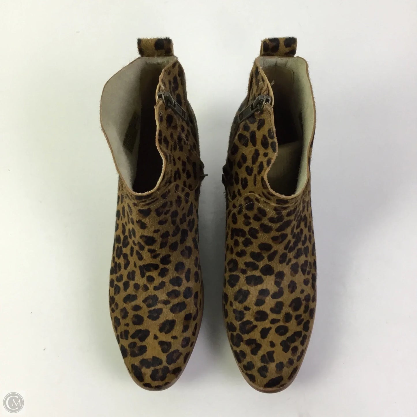 Boots Designer By Ugg In Animal Print, Size: 7.5