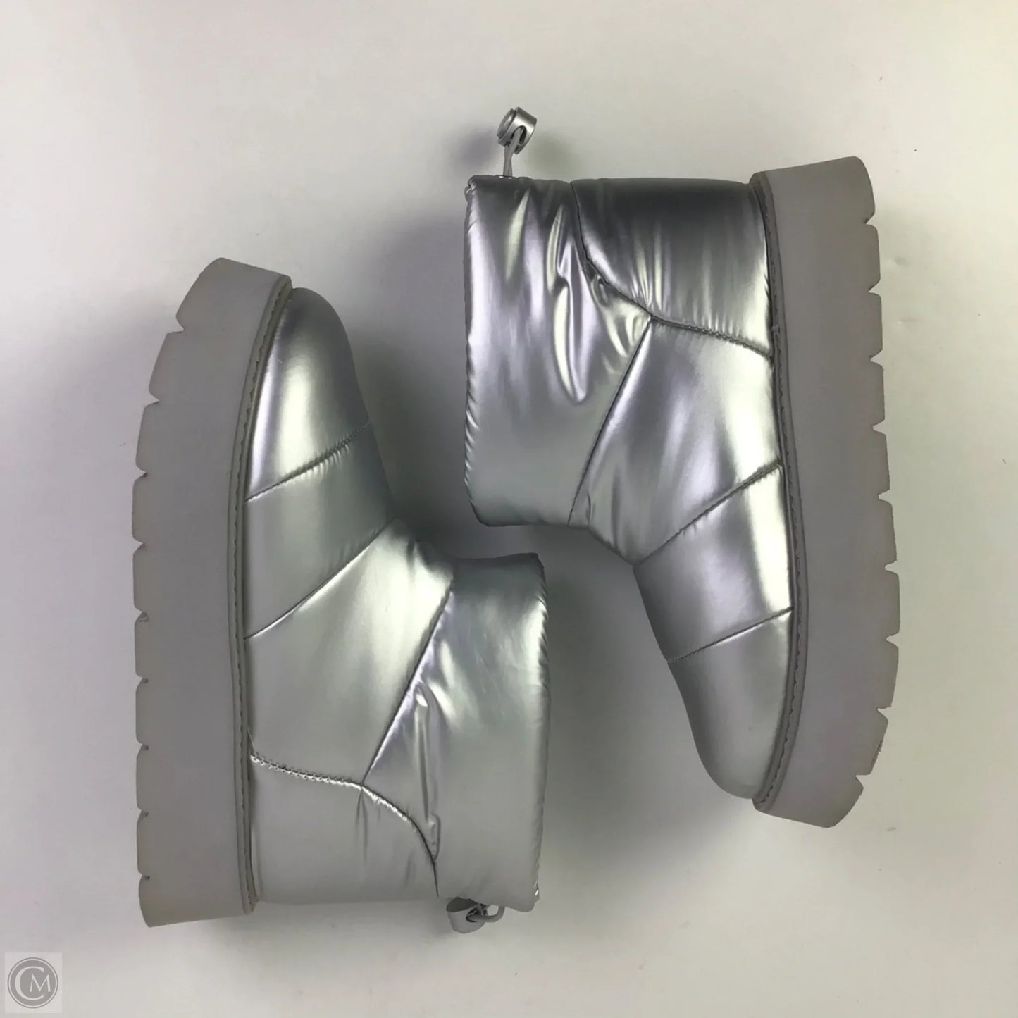 Boots Snow By Clothes Mentor In Silver, Size: 8