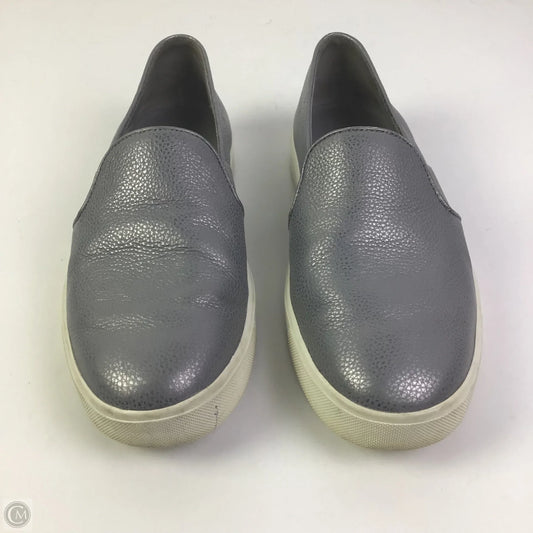 Shoes Flats By Vince In Grey, Size: 7.5