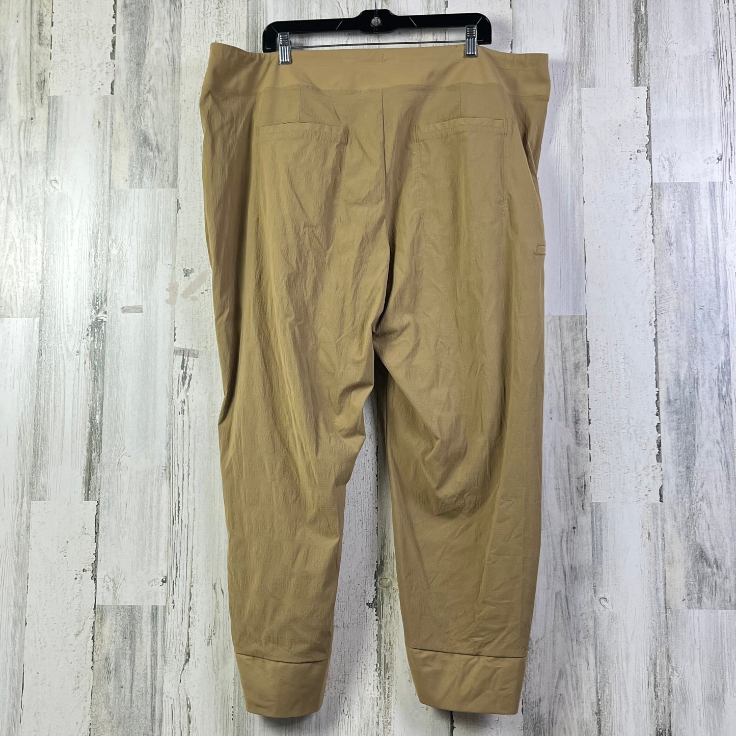 Athletic Pants By Athleta In Tan, Size: 1x