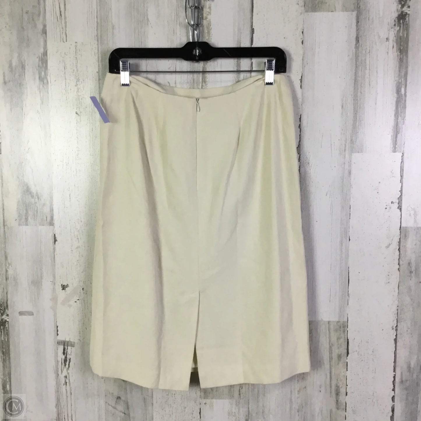 Skirt Mini & Short By Cmc In Cream, Size: 8