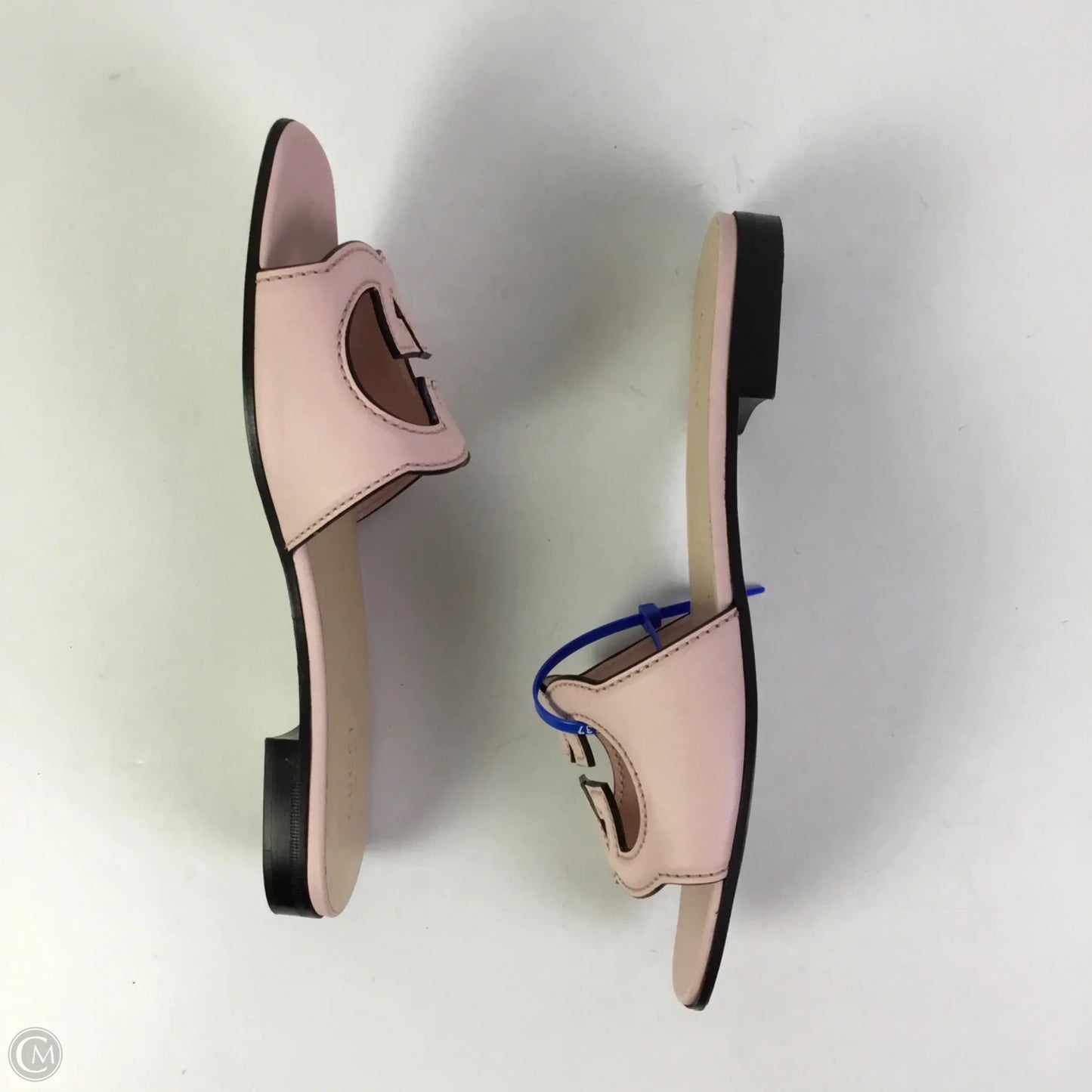 Sandals Luxury Designer By Gucci In Pink, Size: 7