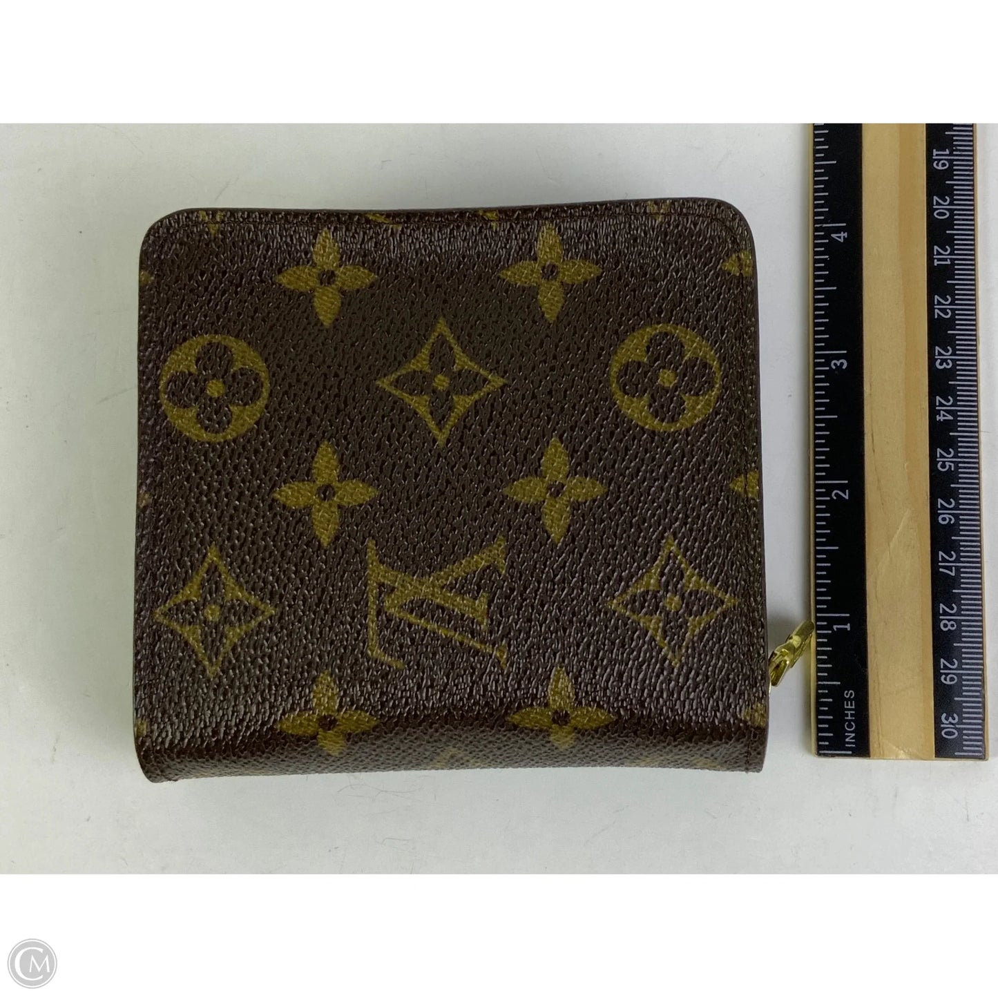 Wallet Luxury Designer By Louis Vuitton, Size: Medium