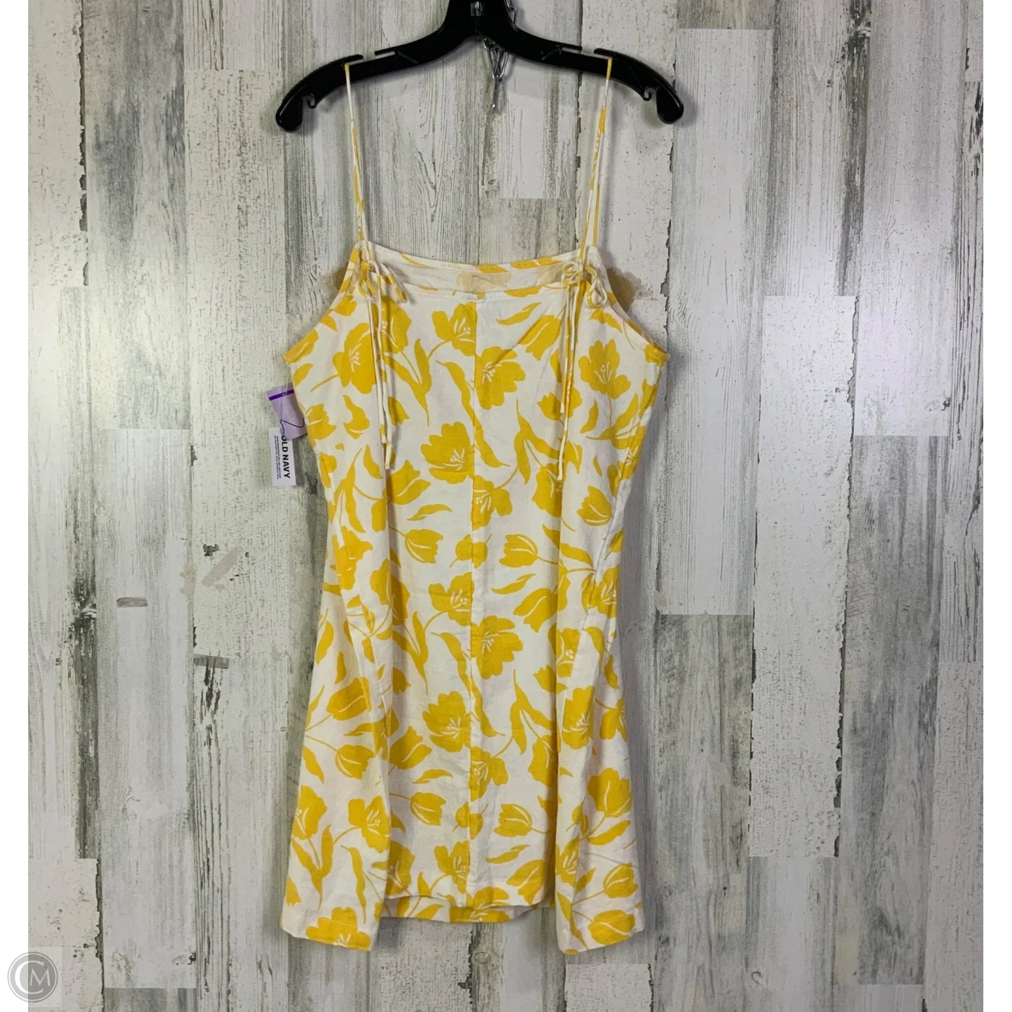 Dress Casual Short By Old Navy In White & Yellow, Size: Xl