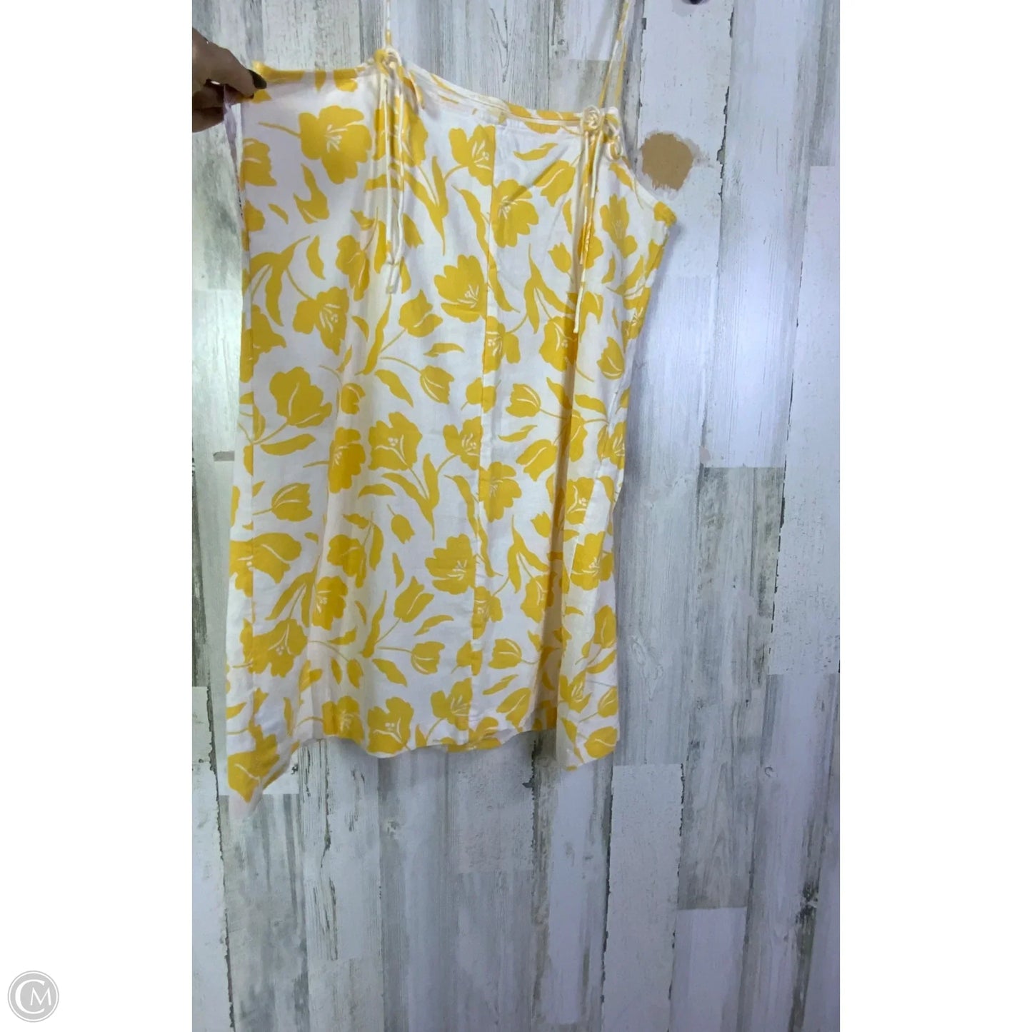 Dress Casual Short By Old Navy In White & Yellow, Size: Xl