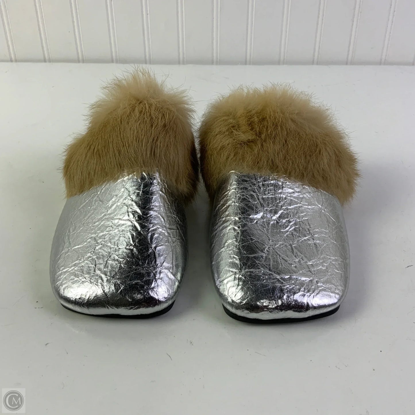 Shoes Flats By Cmf In Silver, Size: 10