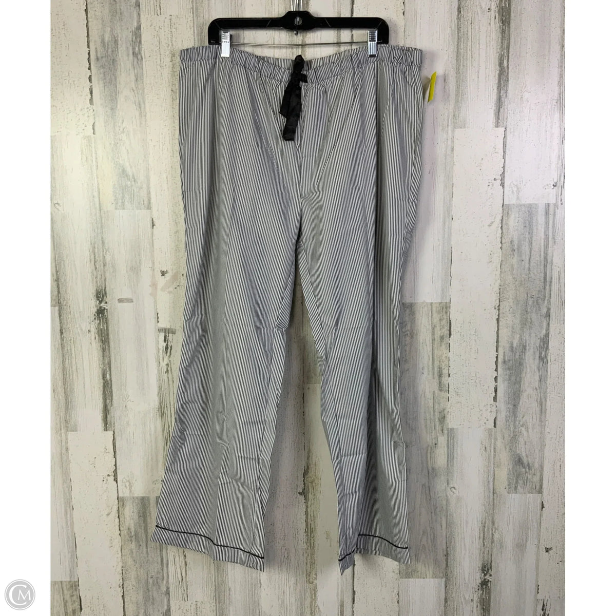 Pajamas 2pc By Cmf In Grey & White, Size: 1x