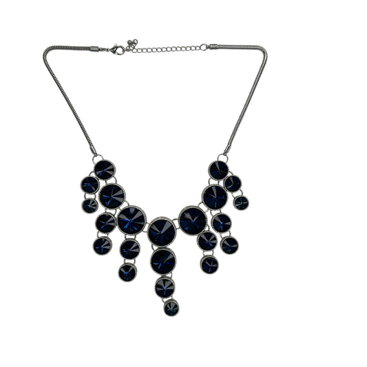 Necklace Statement By Clothes Mentor In Blue & Silver