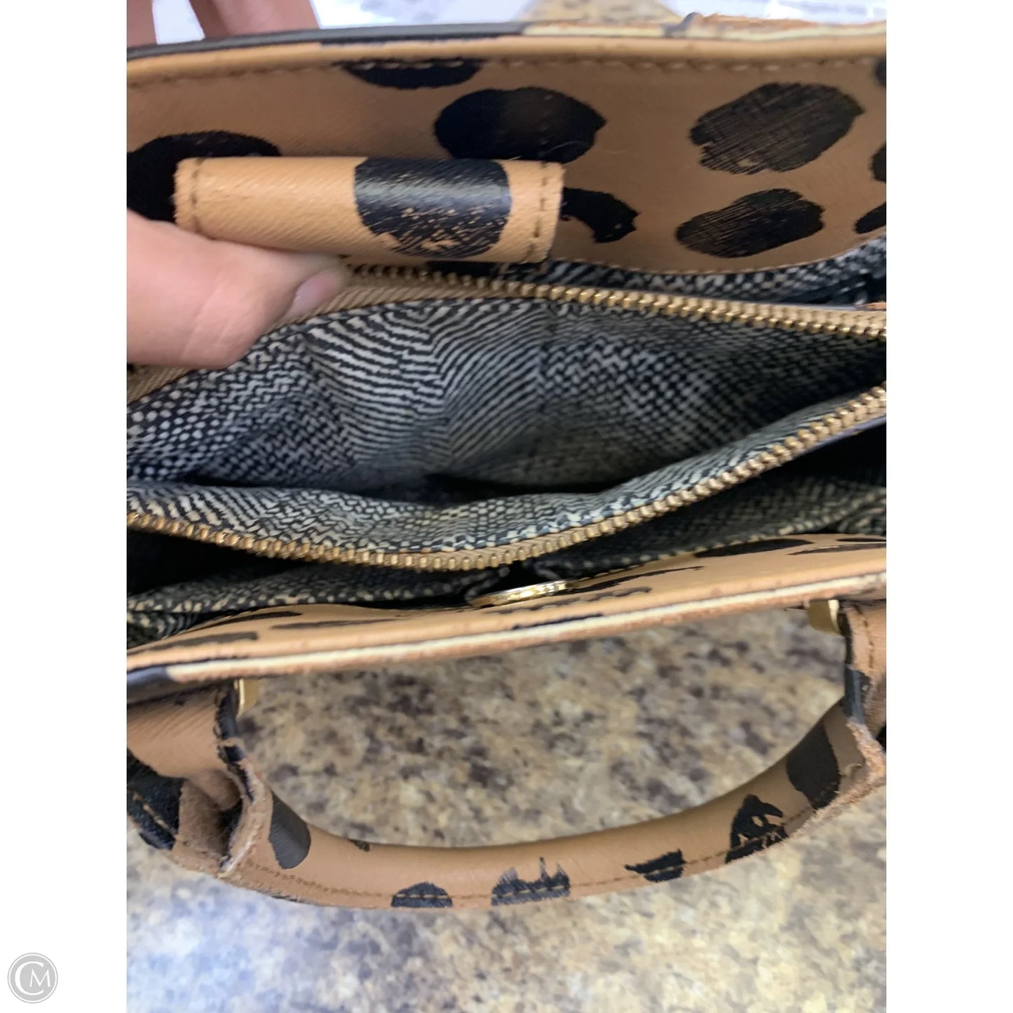 Handbag By Cmf, Size: Medium