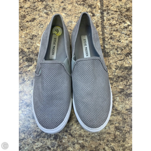 Shoes Flats By Steve Madden In Grey, Size: 9