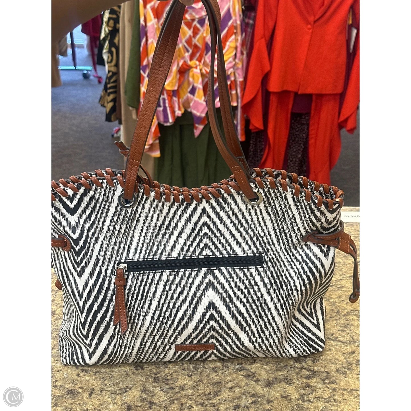 Handbag By Liz Claiborne, Size: Large