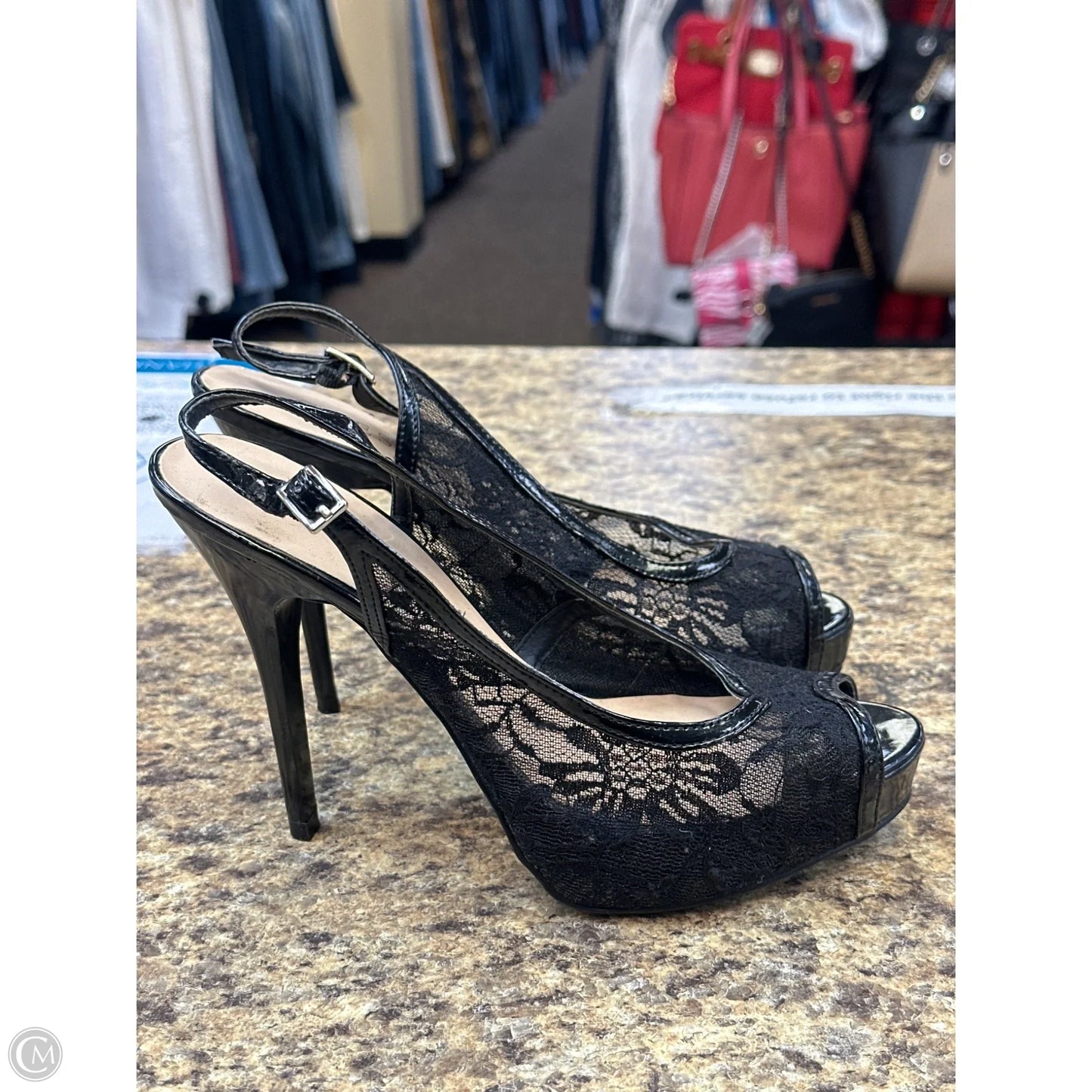 Shoes Heels Stiletto By Guess In Black, Size: 8