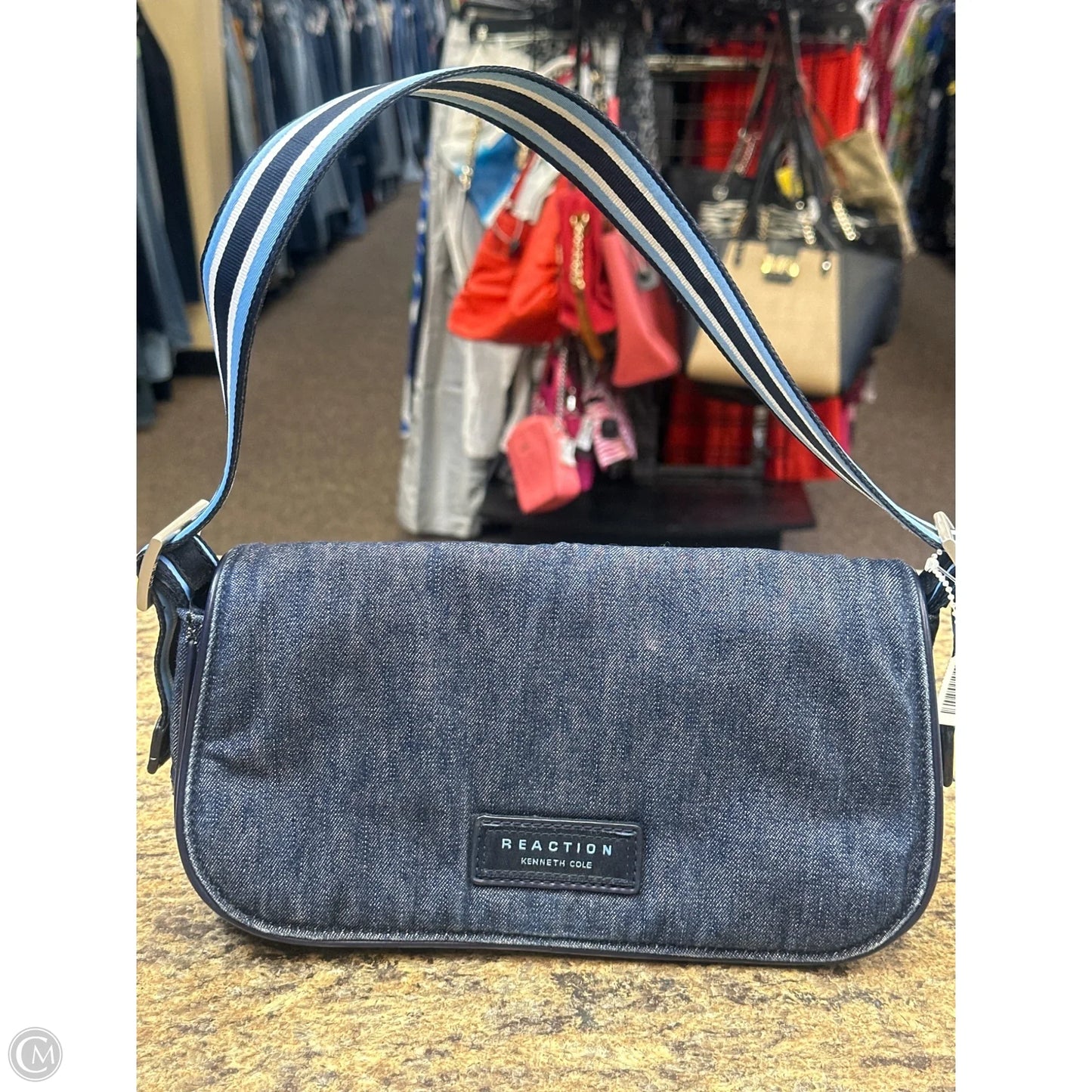 Handbag By Kenneth Cole Reaction, Size: Medium