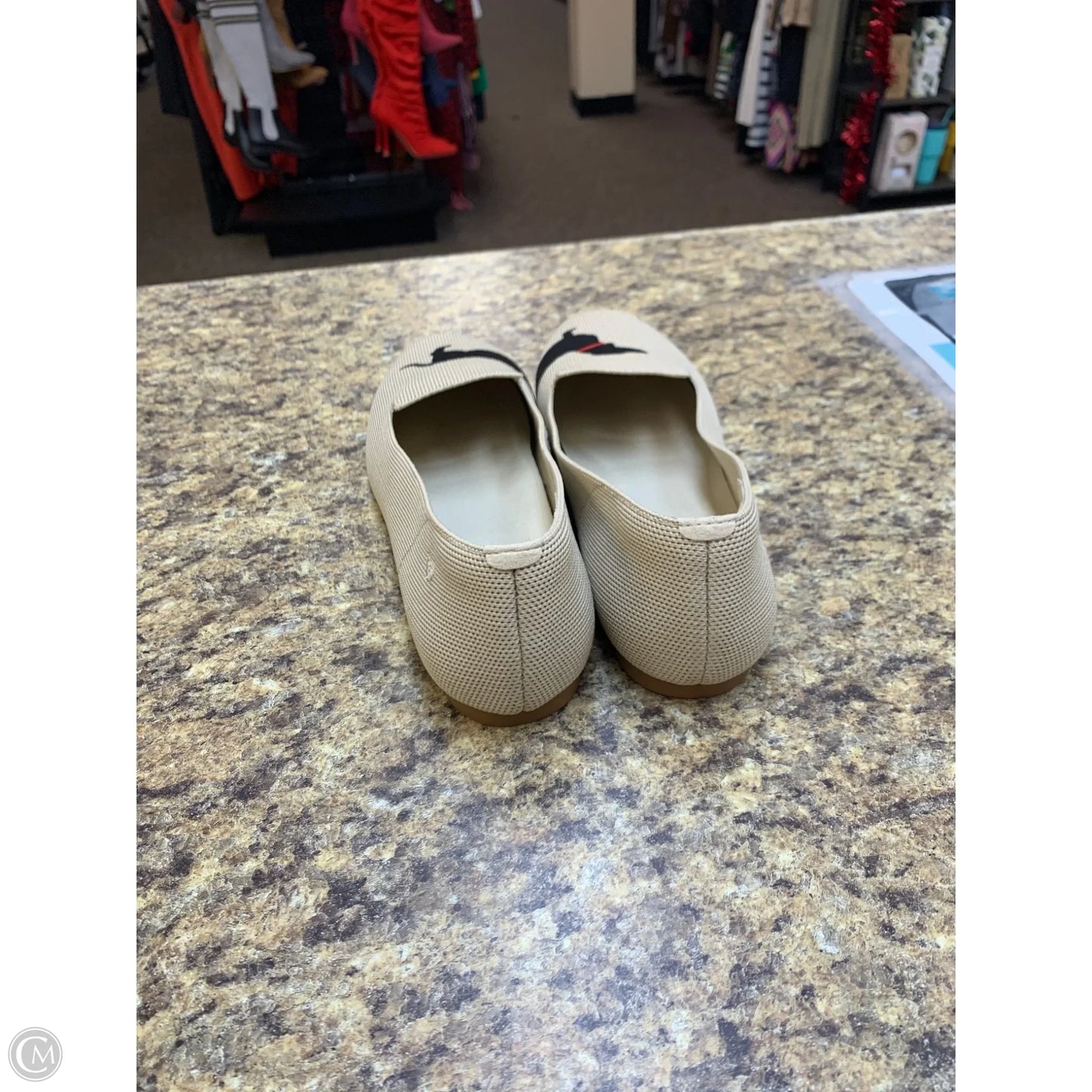 Shoes Flats By Vivaia In Cream, Size: 9.5