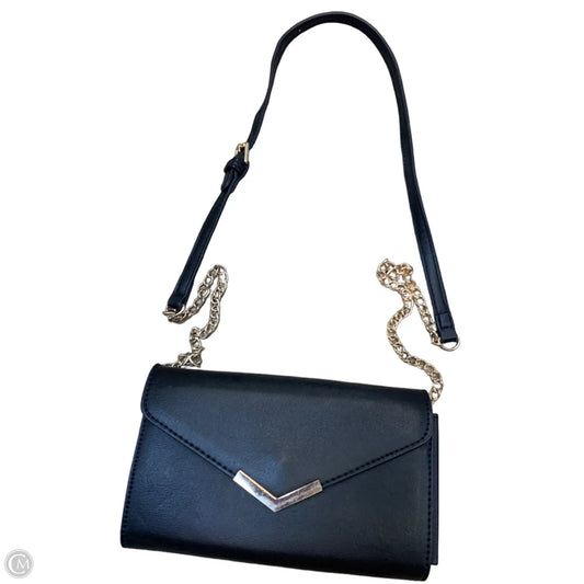 Crossbody By Clothes Mentor, Size: Small