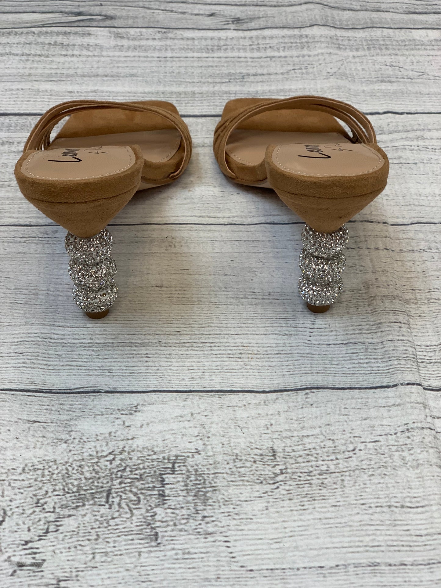 Beige Shoes Heels Kitten Clothes Mentor, Size 6