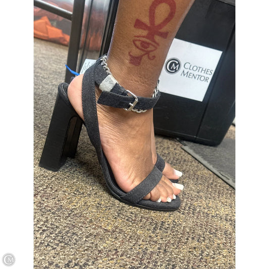 Shoes Designer By Balenciaga In Grey, Size: 40