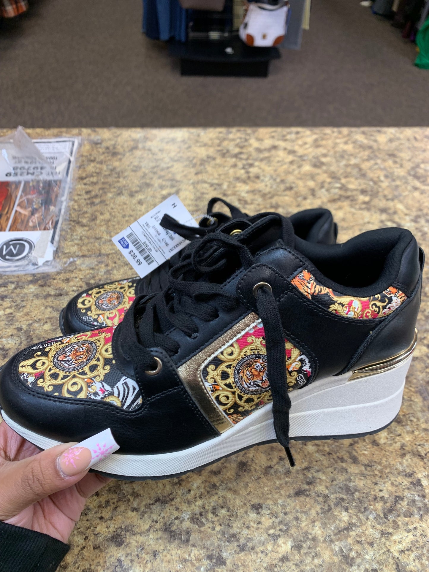 Shoes Athletic By Aldo In Multi-colored, Size: 8.5