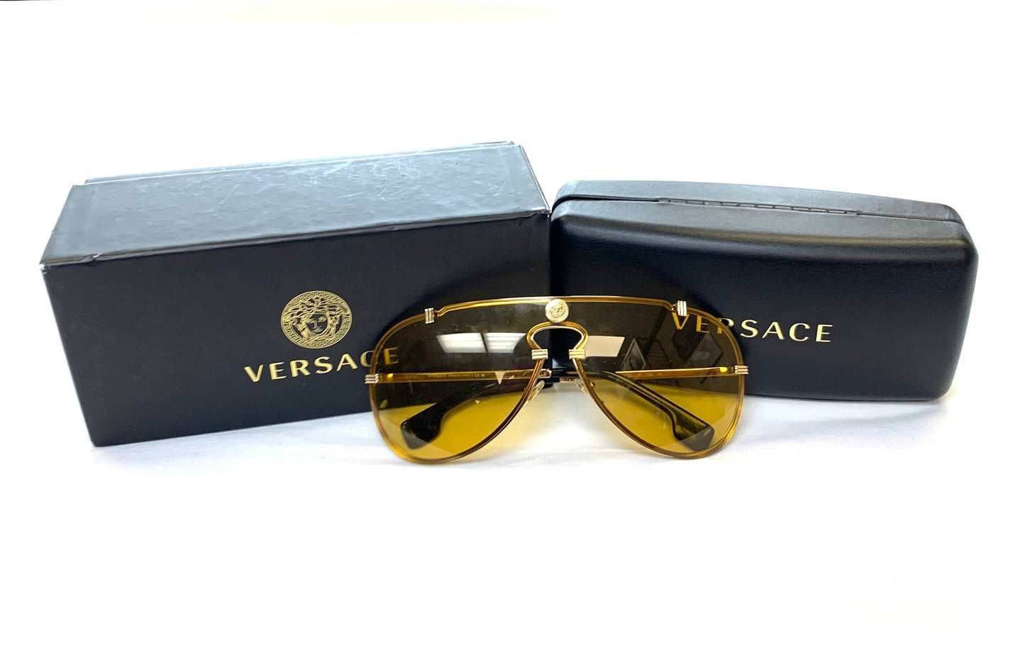 Sunglasses Luxury Designer By Versace, Size: Medium