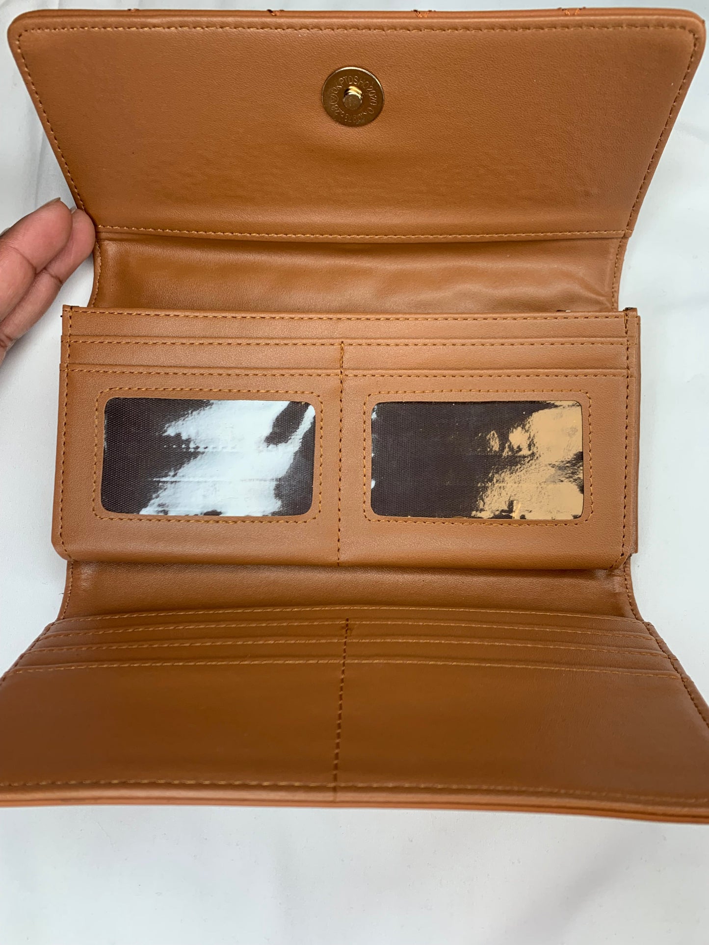 Wallet By Clothes Mentor, Size: Medium