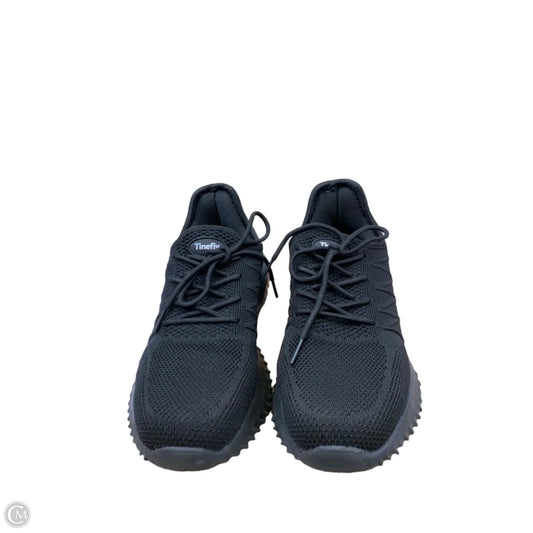 Shoes Sneakers By Cmf In Black, Size: 10