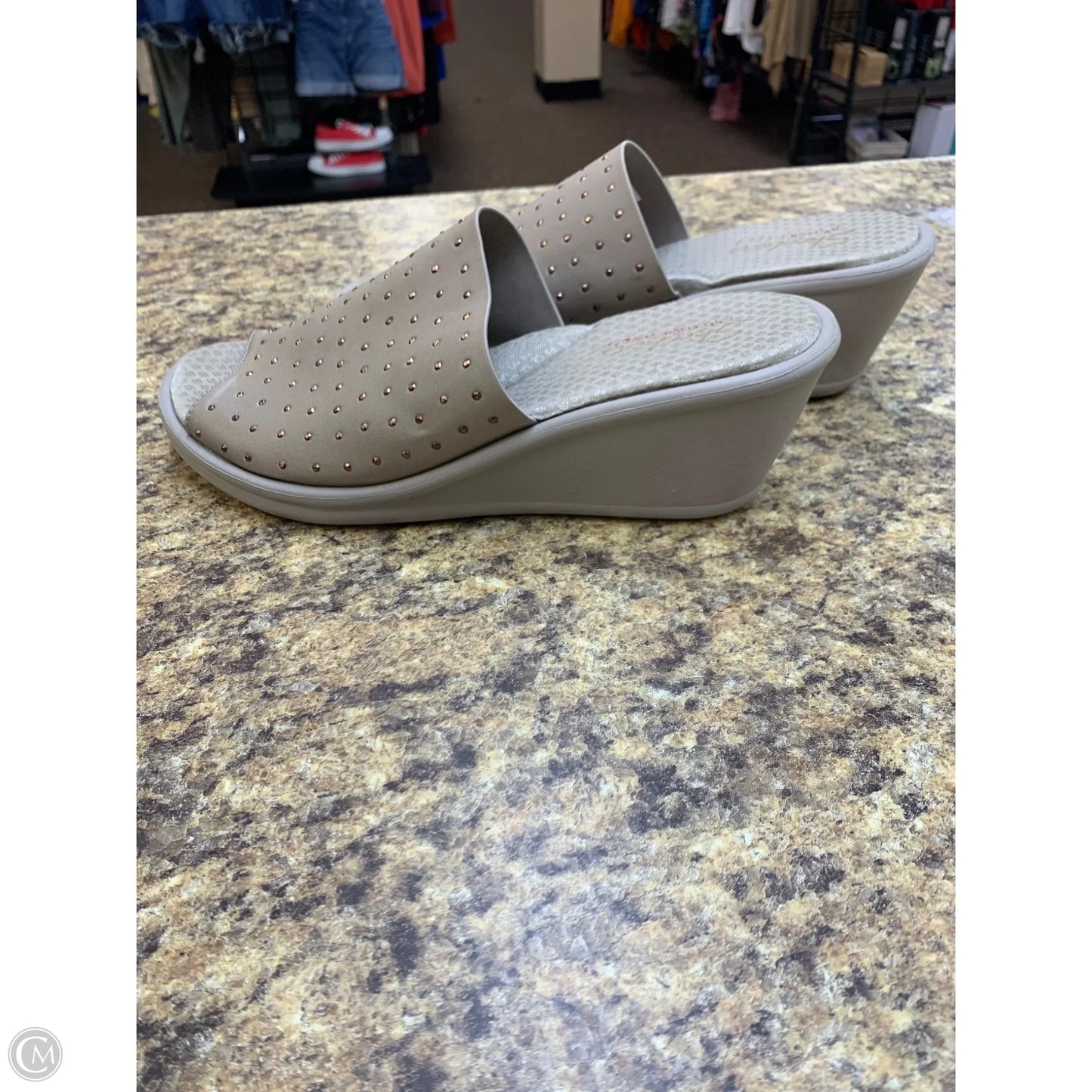 Shoes Heels Wedge By Cmf In Grey, Size: 10