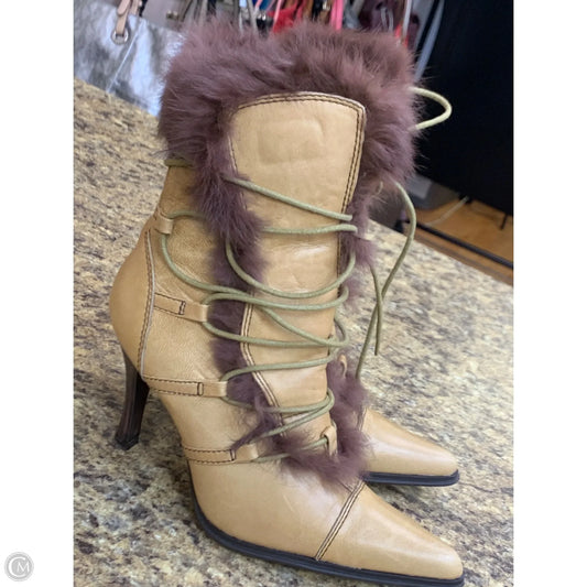 Boots Ankle Heels By Cmf In Tan, Size: 7
