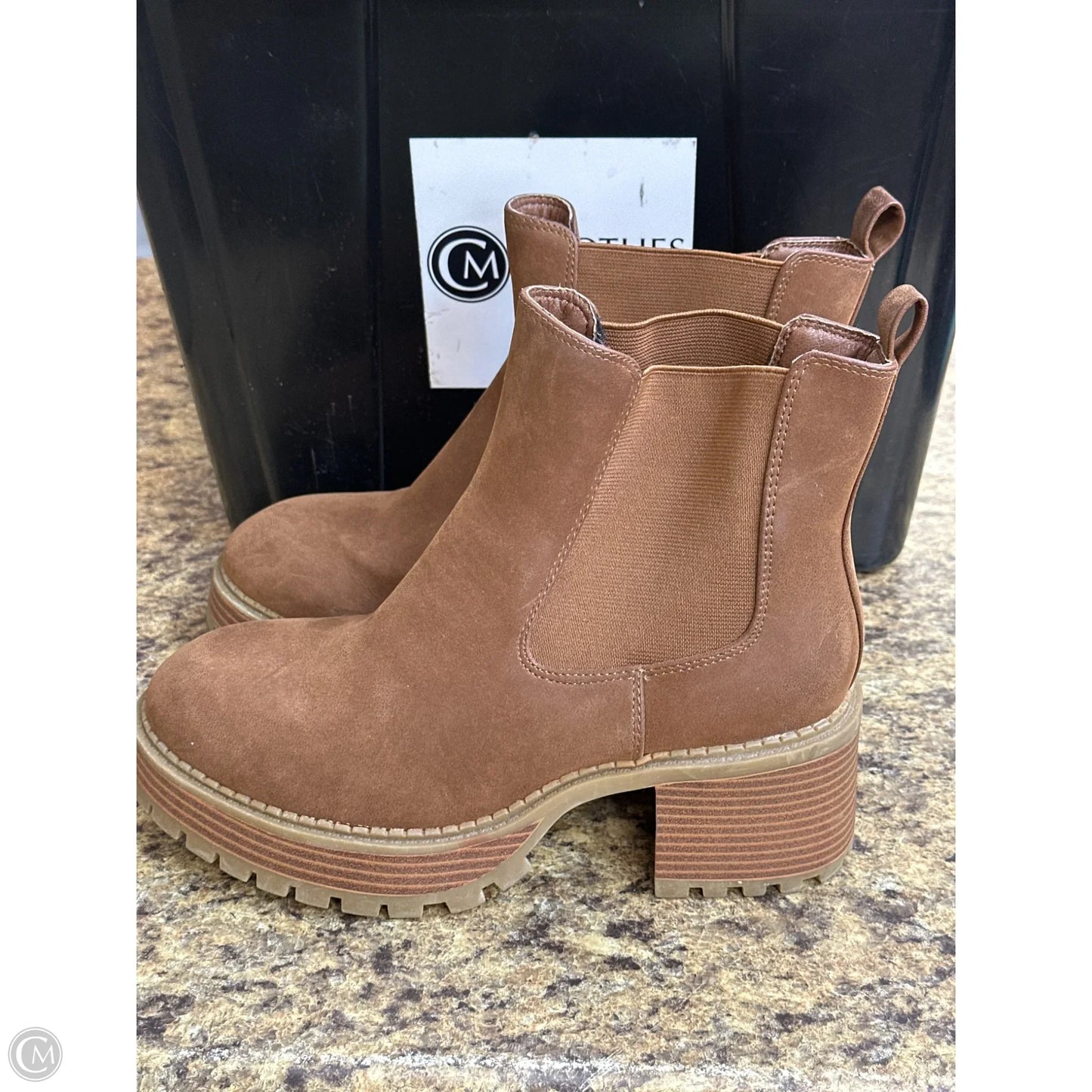 Boots Ankle Flats By Torrid In Brown, Size: 7.5