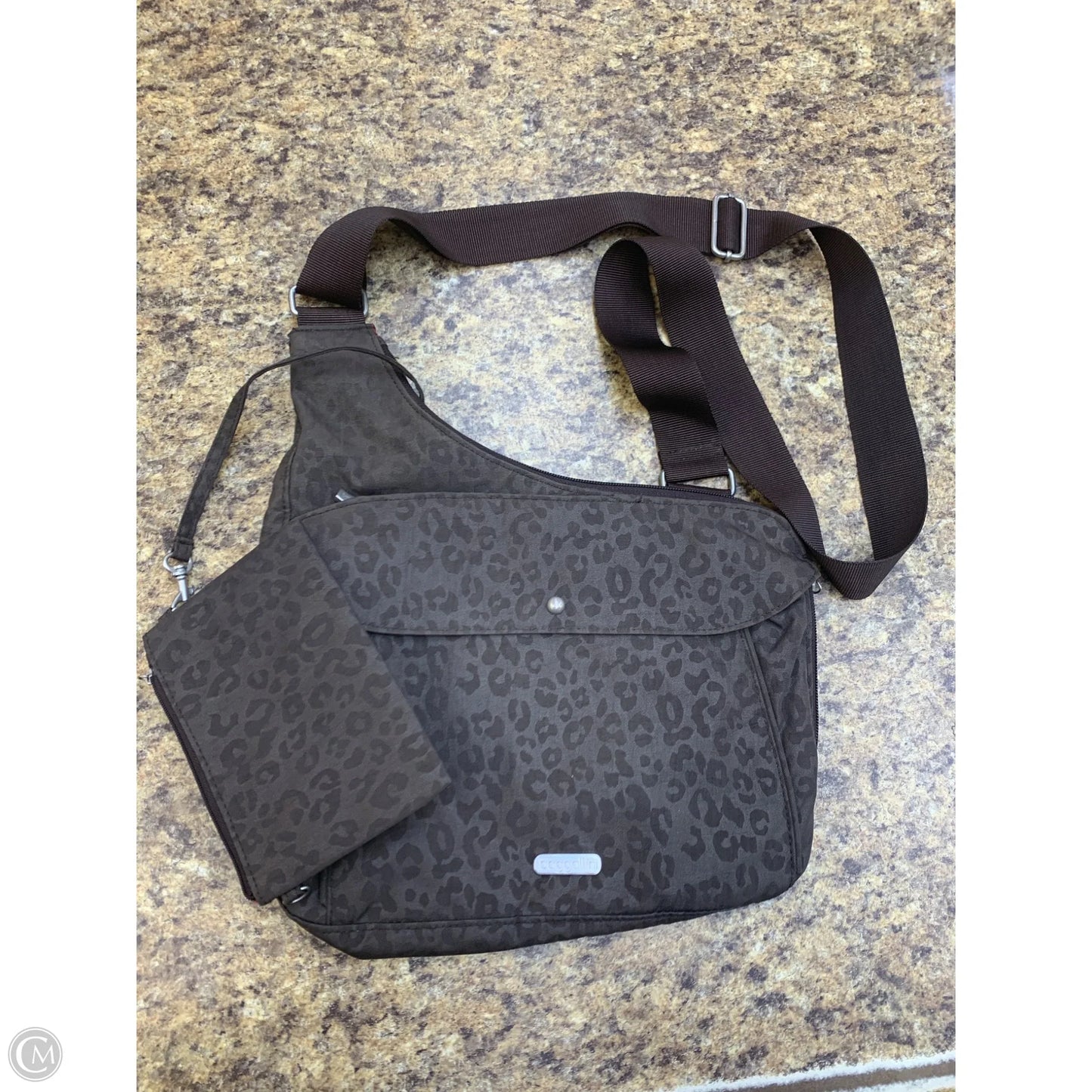 Crossbody By Baggallini, Size: Medium