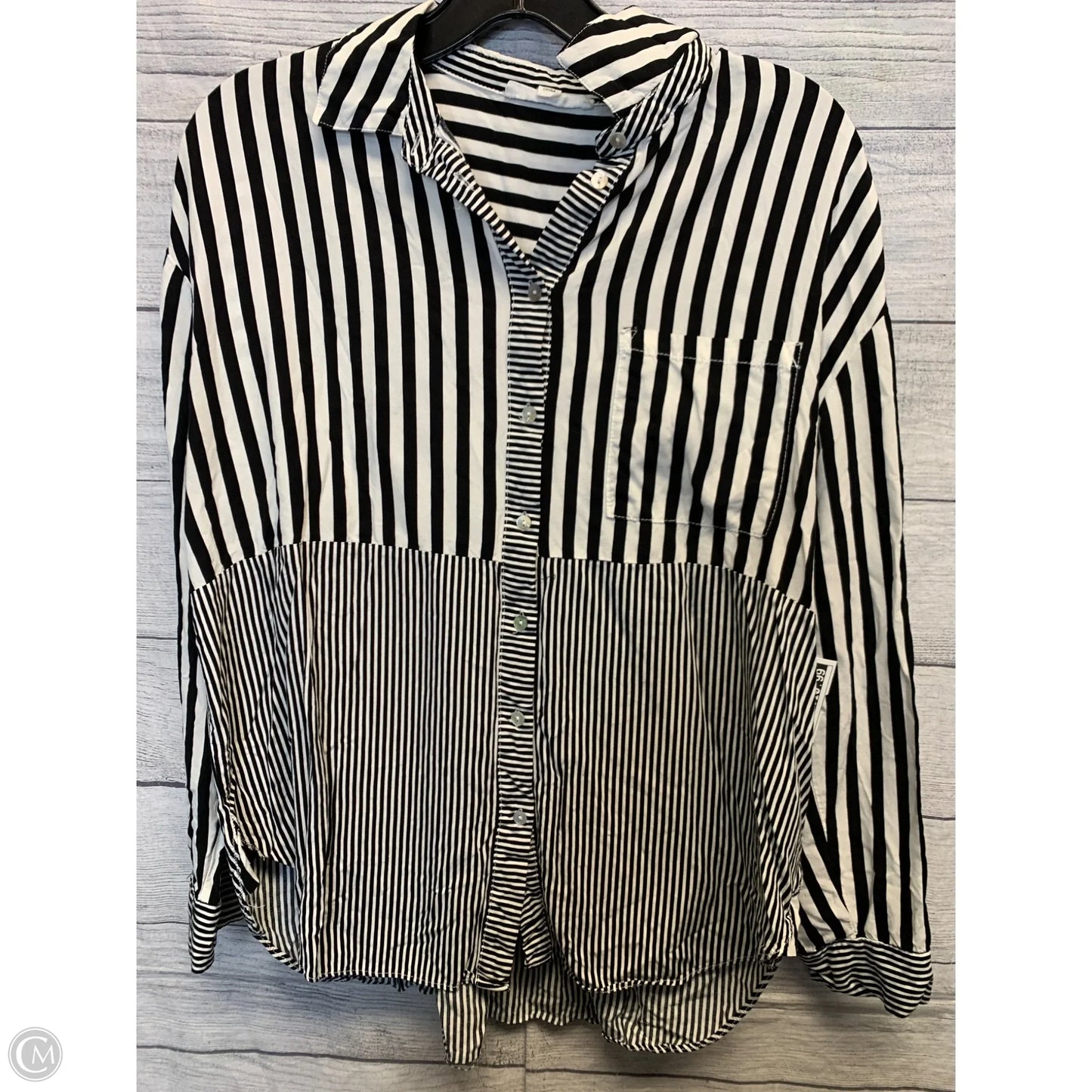 Top Long Sleeve By Jane And Delancey In Black & White, Size: L
