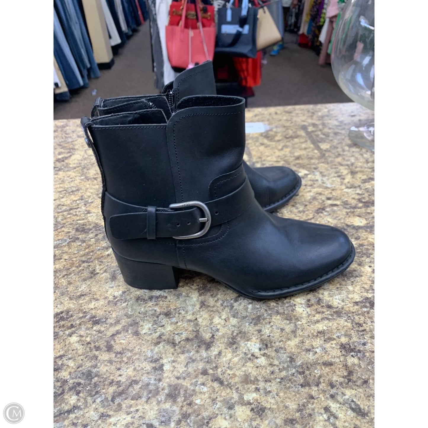 Boots Designer By Ugg In Black, Size: 7