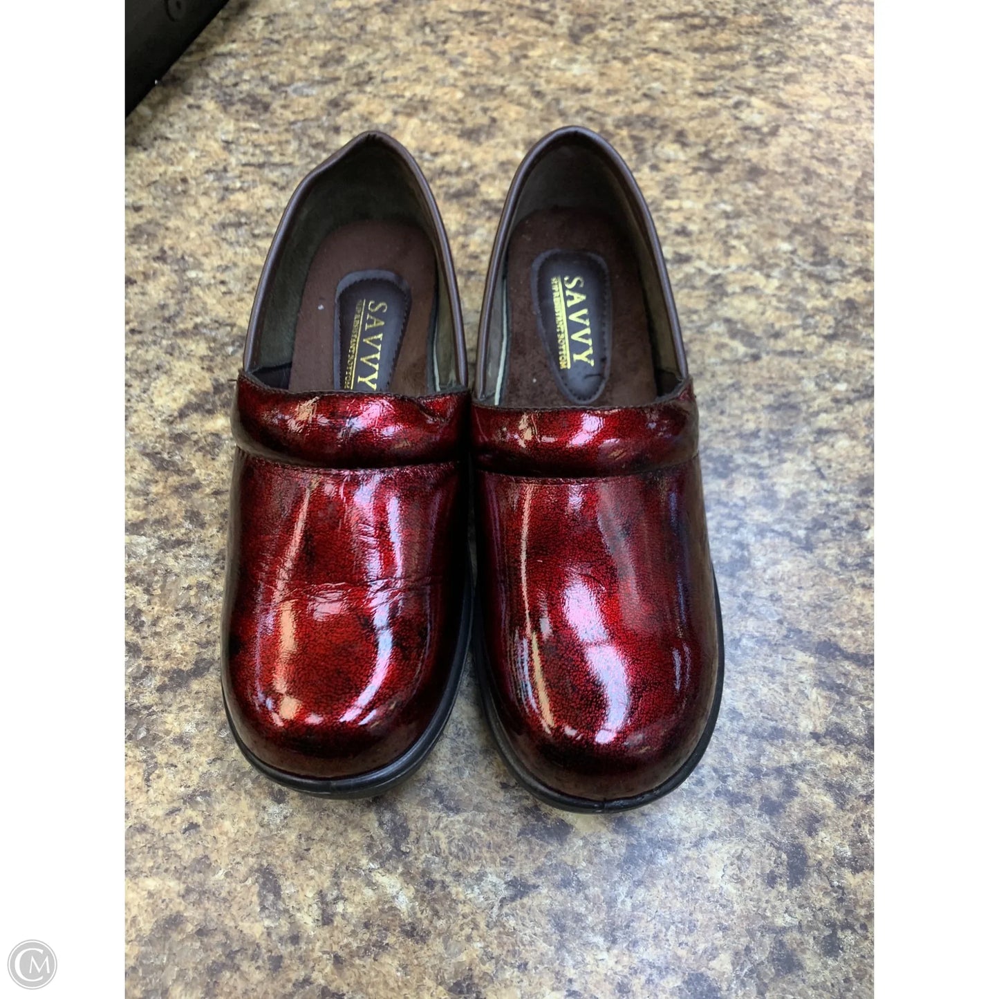 Shoes Flats By Cmf In Maroon, Size: 7