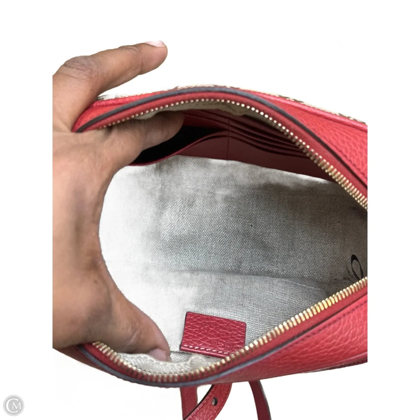 Crossbody Luxury Designer By Gucci, Size: Medium