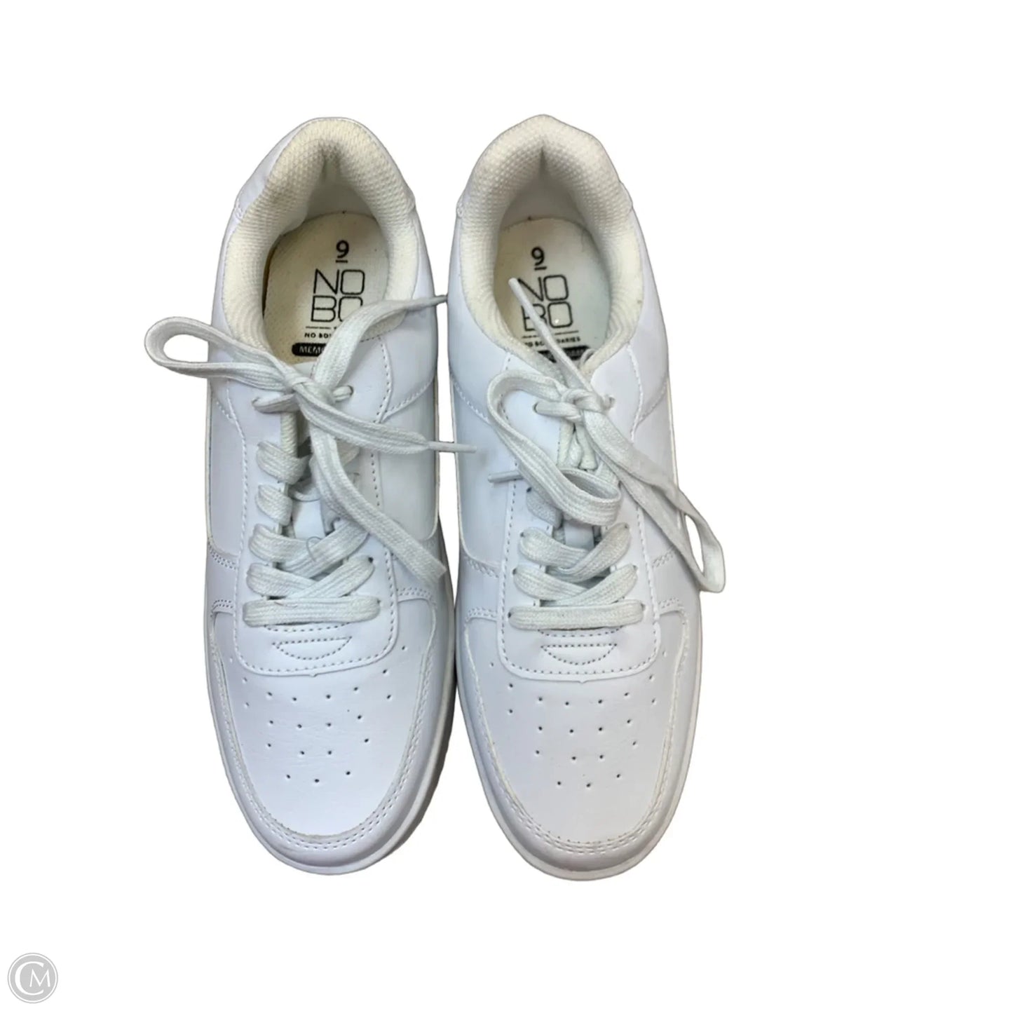 Shoes Sneakers By No Boundaries In White, Size: 9