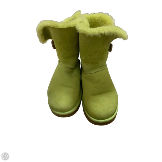 Boots Designer By Ugg In Chartreuse, Size: 8