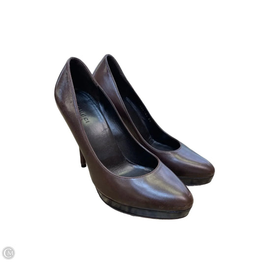 Shoes Luxury Designer By Gucci In Brown, Size: 6