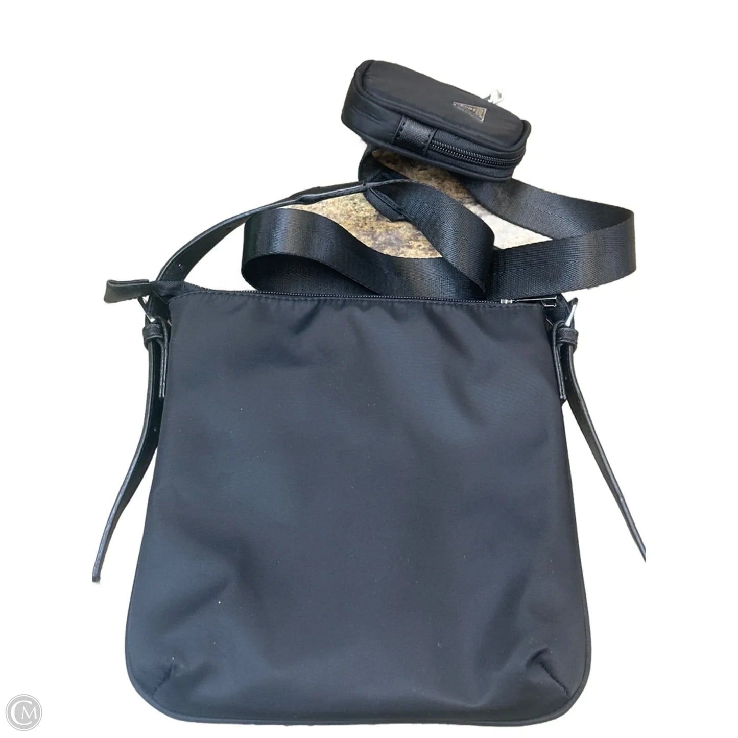 Crossbody By Guess, Size: Medium