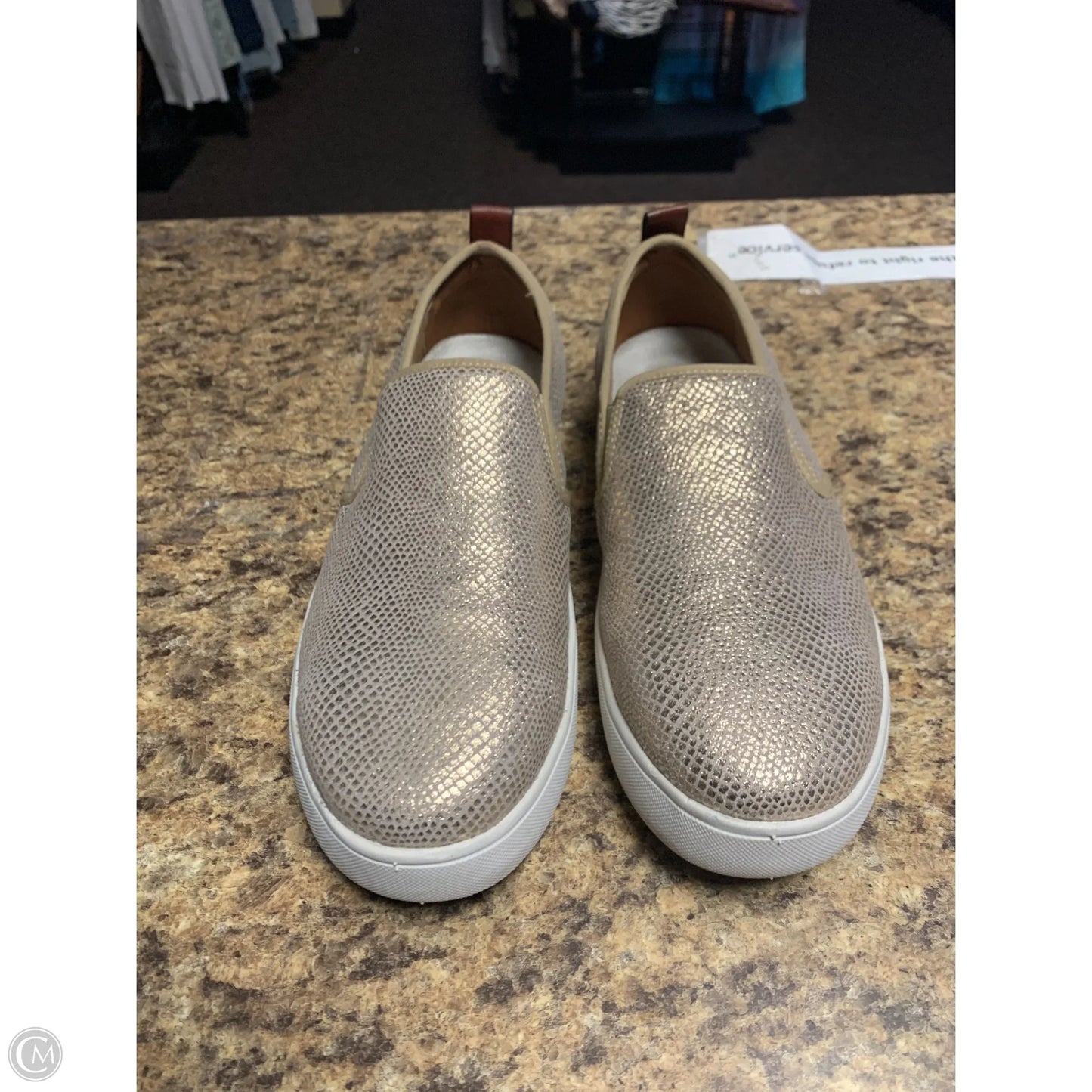 Shoes Flats By Rockport In Bronze, Size: 8.5