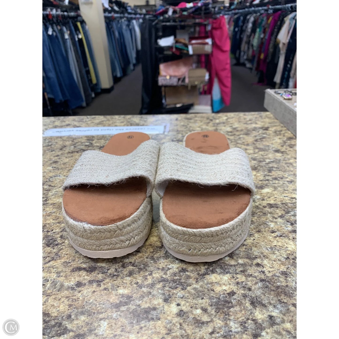 Sandals Flats By Cmf In Beige, Size: 6.5