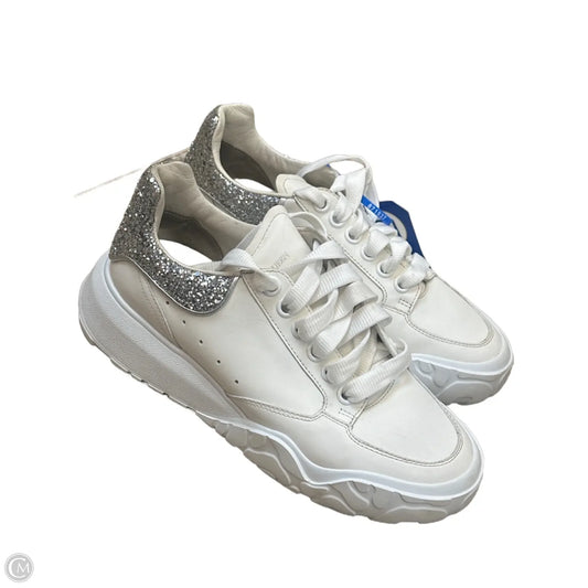 Shoes Luxury Designer By Alexander Mcqueen In White, Size: 7.5