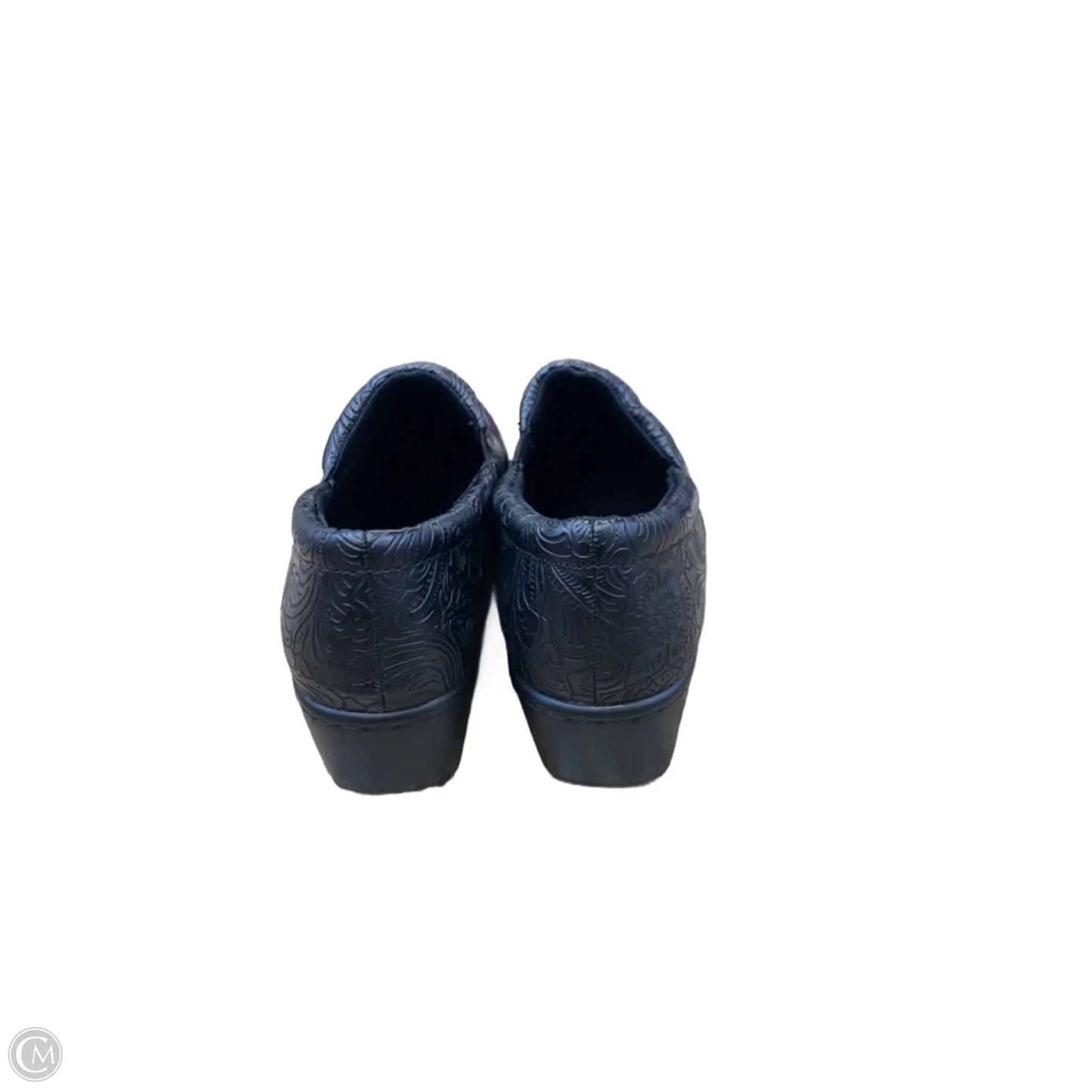 Shoes Flats By Cmf In Black, Size: 10