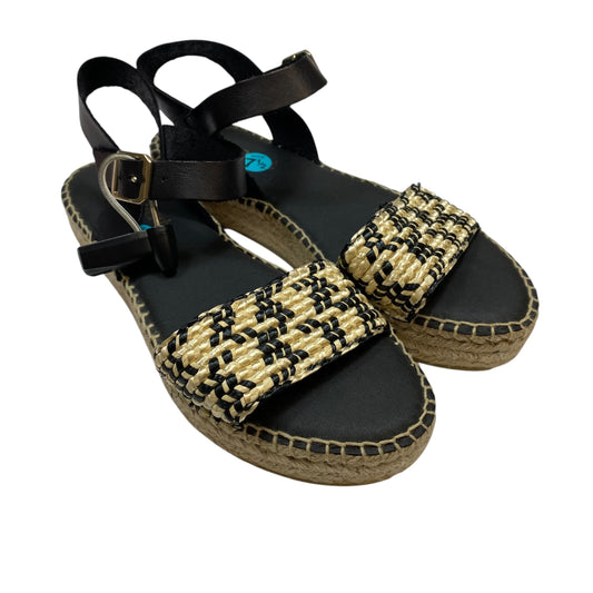 Sandals Flats By Paesart In Black & Cream, Size:7.5