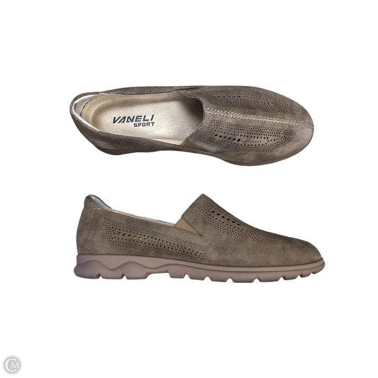 Shoes Flats By Vaneli In Brown, Size: 7.5