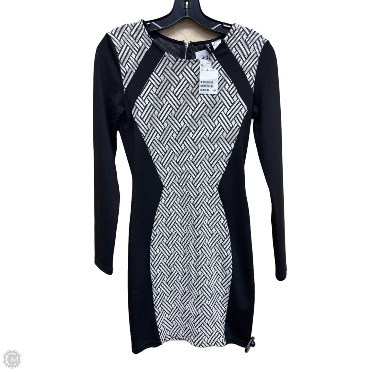 Dress Casual Midi By Divided In Black & White, Size: 6