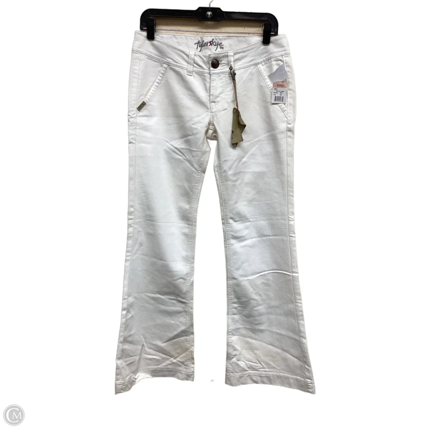 Jeans Flared By Clothes Mentor In White Denim, Size: 28