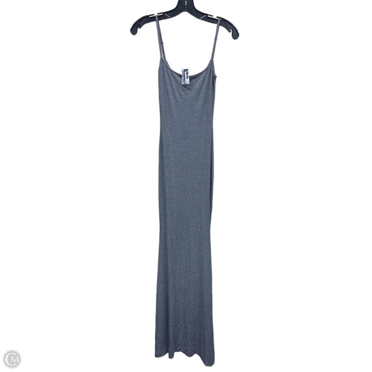 Dress Casual Maxi By Skims In Grey, Size: M