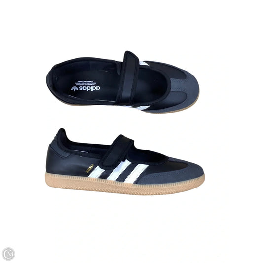 Shoes Flats By Adidas In Black & Tan, Size: 7