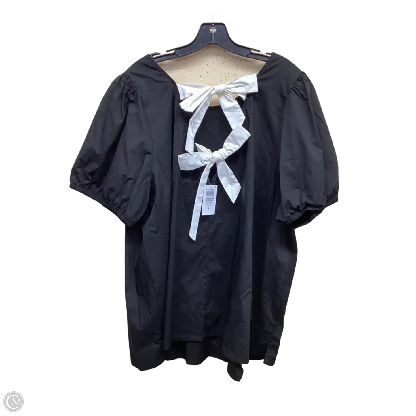 Top Short Sleeve By Torrid In Black & White, Size: 4x